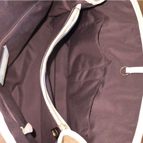 Authentic Coach Drawstring Carryall Bag - Picture 3 of 10